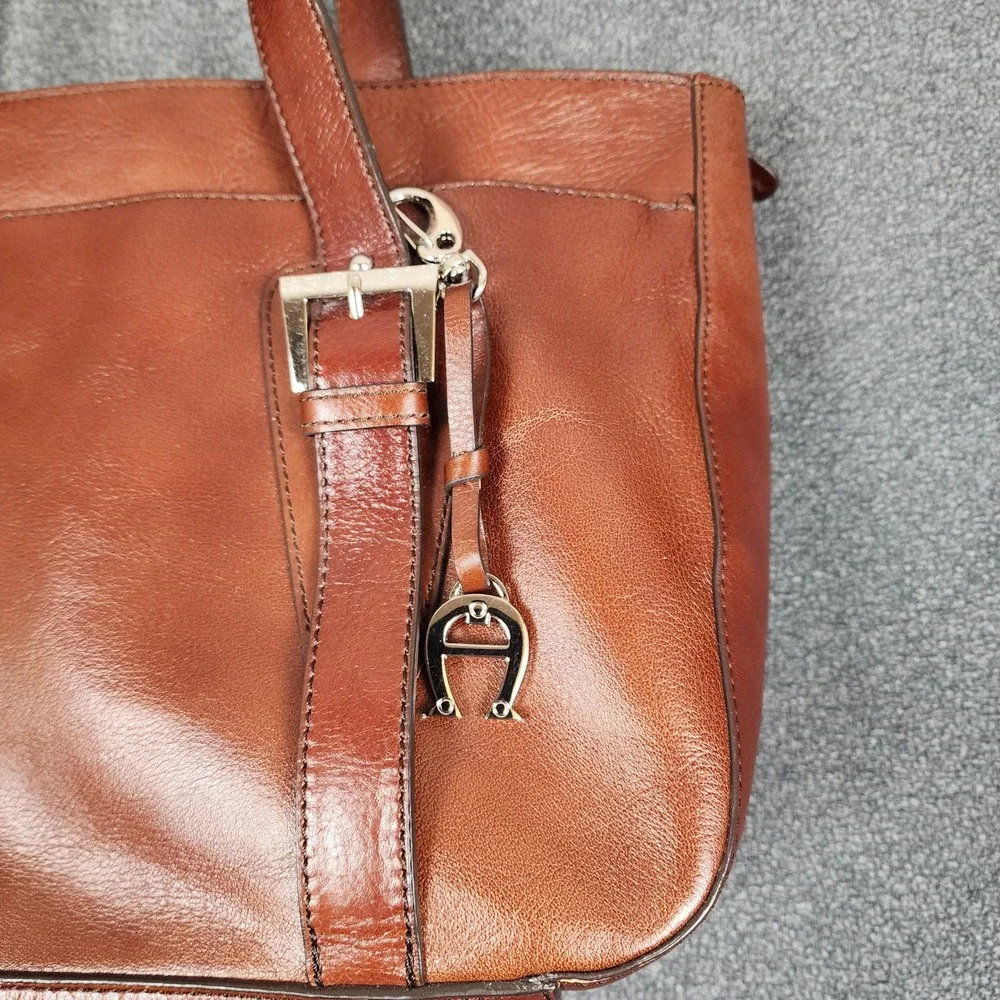 Etienne Aigner Cognac Brown Leather Tote Shoulder Bag Buckle‎ Detail 86545